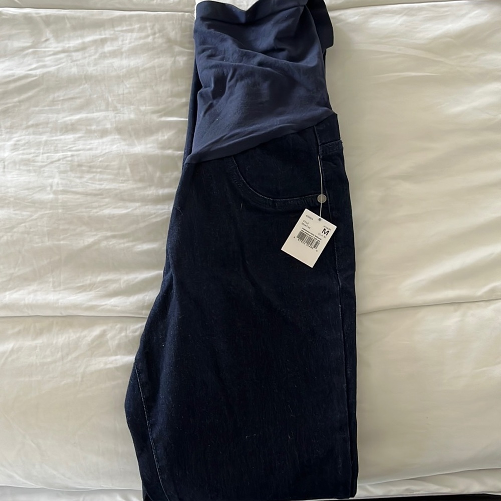 NWT motherhood over the belly maternity jeans Size M